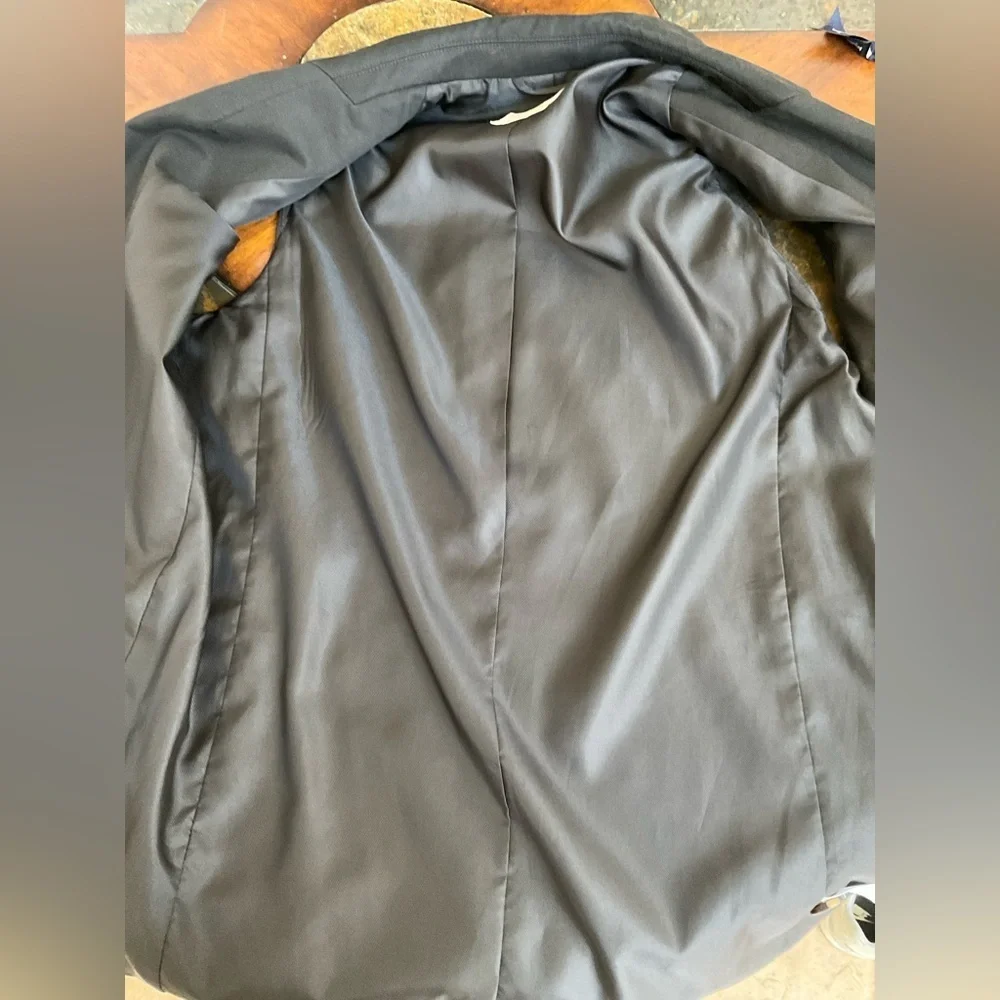 Everlane Sleeveless Blazer (Missing Belt)